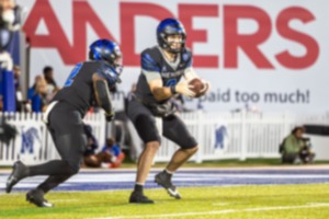 <strong>Memphis Tigers quarterback Seth Henigan (9) hands the ball to Mario Anderson (2) during the second half of the game against the Rice Owls on Nov. 8, 2024, at Simmons Bank Liberty Stadium.</strong> (Wes Hale/Special to The Daily Memphian)