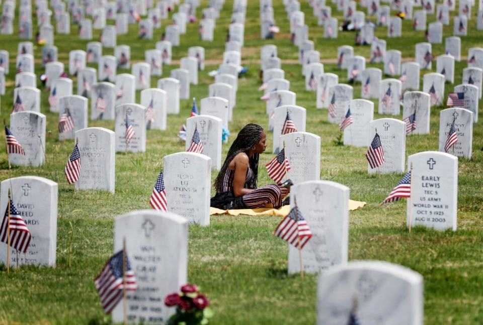 <strong>The West Tennessee Veterans Cemetery will display flags on every grave during its Veterans&rsquo; Day ceremony.</strong> (Mark Weber/The Daily Memphian file)