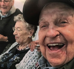 <strong>K.T. Robbins, 98, &mdash; in a snapshot made with his wartime sweetheart Jeanine Ganaye Pierson, 92, during a Forever Young veterans' trip to France in June&nbsp;&mdash; plans to see Pierson again in September. </strong>(Photo courtesy of Forever Young Senior Veterans)