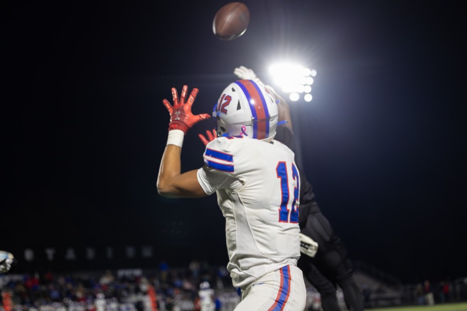 <strong>Dylan Shannon (12) of the Bartlett Panthers makes a reception against the Houston Mustangs at Houston High School on Friday, Nov. 15, 2024.</strong> (Wes Hale/Special to the Daily Memphian)