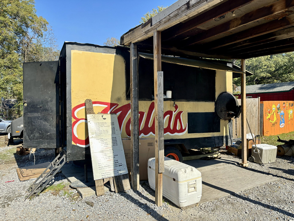 <strong>Malia&rsquo;s is in a small, yellow-and-black shack on Park Avenue in the Messick Buntyn neighborhood and has been a staple for more than a decade.</strong> (Joshua Carlucci/Special to The Daily Memphian)