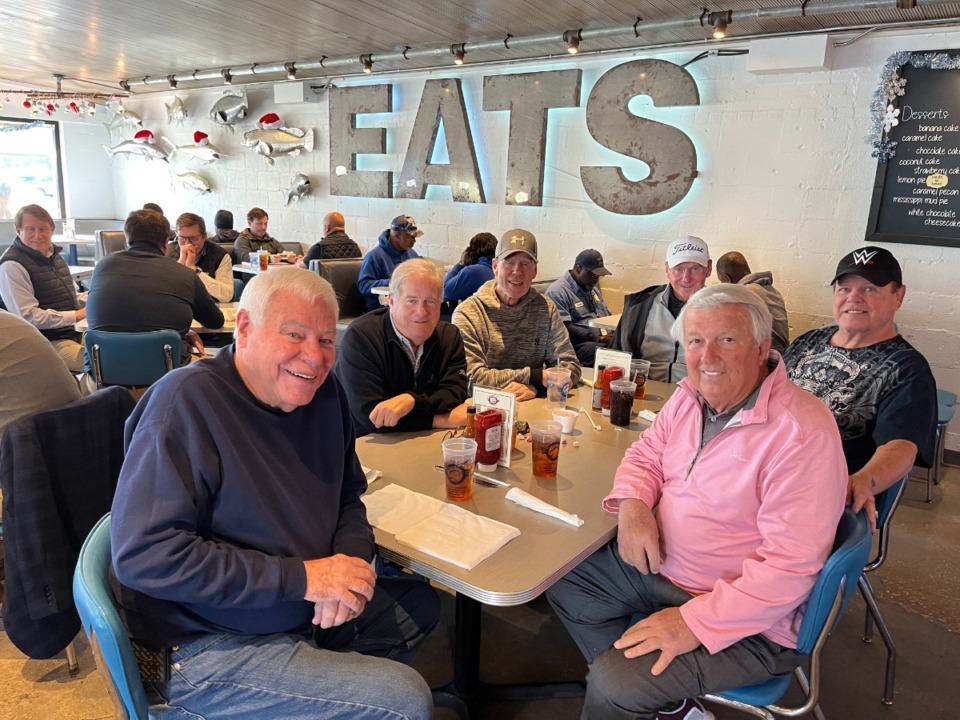 <strong>Gibson&rsquo;s Donuts owner Don DeWeese (right corner) gets together for lunch every Thursday with his friends (clockwise from the left corner) Dave Brown, Dave Woloshin, Jerry Calhoun, Mike Hansen and Jerry Lawler.</strong> (Jennifer Chandler/The Daily Memphian)