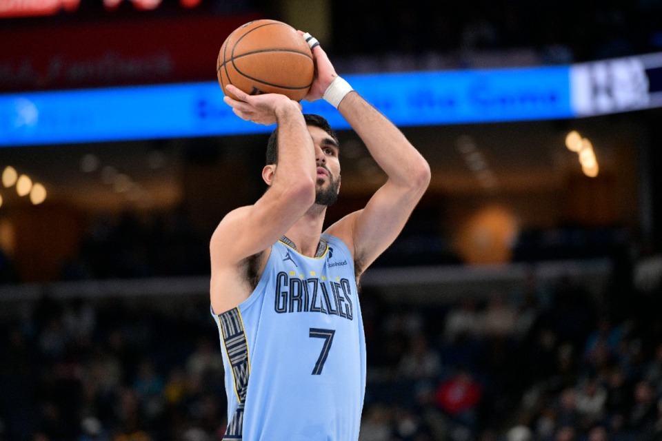 <strong>Santi Aldama&rsquo;s scoring outburst in the third quarter blunted Brooklyn&rsquo;s momentum and helped assure the Memphis Grizzlies win.</strong>(Brandon Dill/AP)