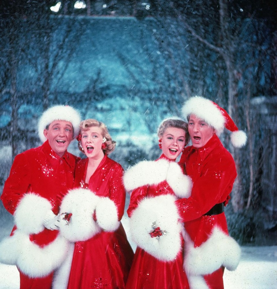 <strong>From left to right: Bing Crosby, Rosemary Clooney, Vera-Ellen and Danny Kaye starred in "White Christmas.&rdquo;</strong> (John Swope/Getty Images)