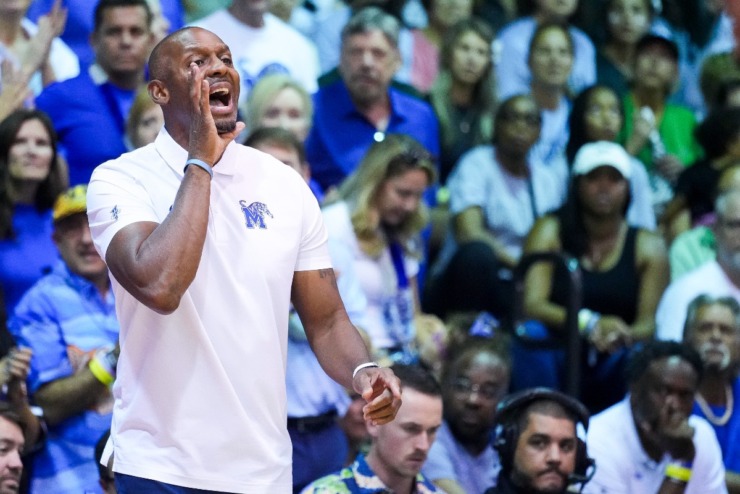 Memphis head coach Penny Hardaway yells from the sideline during the second half of an NCAA college basketball game against Michigan State at the Maui Invitational Tuesday, Nov. 26, 2024, in Lahaina, Hawaii. Memphis won 71-63. (AP Photo/Lindsey Wasson)