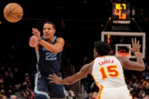 <strong>Memphis Grizzlies guard Desmond Bane (22) passes the ball against the Atlanta Hawks during the first half of an NBA basketball game, Saturday, Dec. 21, 2024, in Atlanta</strong>. (Mike Stewart/AP)