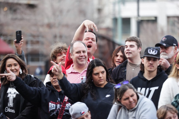 <strong>Fans cheer during the AutoZone Liberty Bowl Parade Dec. 26, 2024.</strong> (Patrick Lantrip/The Daily Memphian)