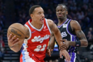 <strong>Memphis Grizzlies guard Desmond Bane (22) drives past Sacramento Kings guard Keon Ellis in Sacramento, California, Friday, Jan. 3, 2025.</strong> (Randall Benton/AP)