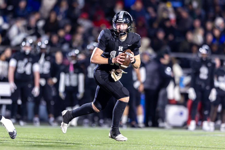 <strong>Chandler Day (15) of the Houston Mustangs looks to pass the ball against the Collierville Dragons during the first half at Houston High on Nov. 22, 2024.</strong> (Wes Hale/Special to The Daily Memphian)