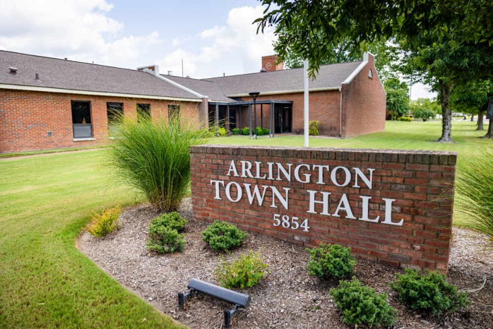 <strong>Arlington Town Hall is located at 5854 Airline Road.</strong> (Benjamin Naylor/The Daily Memphian file)&nbsp;