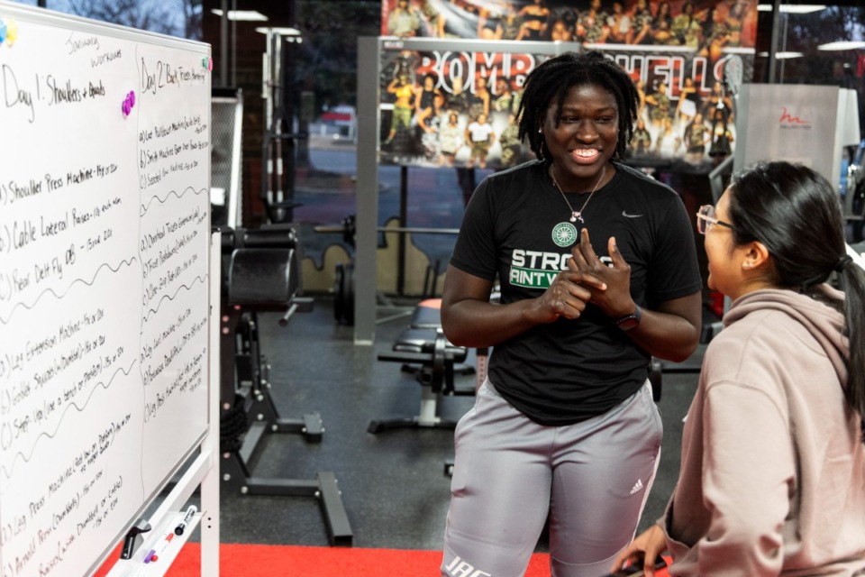 <strong>Trainer Antoinette Lewis works with a client at Sherika Fitness in Southeast Memphis.</strong> (Brad Vest/Special to The Daily Memphian)