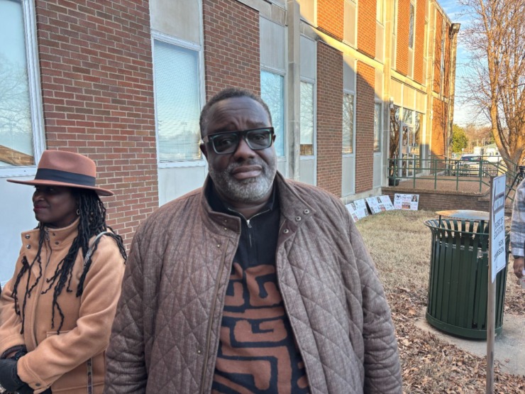 <strong>Noel Hutchinson, a South Memphis pastor and resident, is against firing Memphis-Shelby County Schools Superintendent Marie Feagins.&nbsp;&ldquo;She&rsquo;s been in the schools, connected with the students, and is trying to turn the ship,&rdquo; he said.</strong> (The Daily Memphian/Brandon LaGrone II)