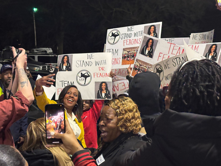 <strong>Board member Michelle McKissack takes a selfie with Superintendent Marie Feagins&rsquo; supporters.</strong> (Brandon LaGrone II/The Daily Memphian)