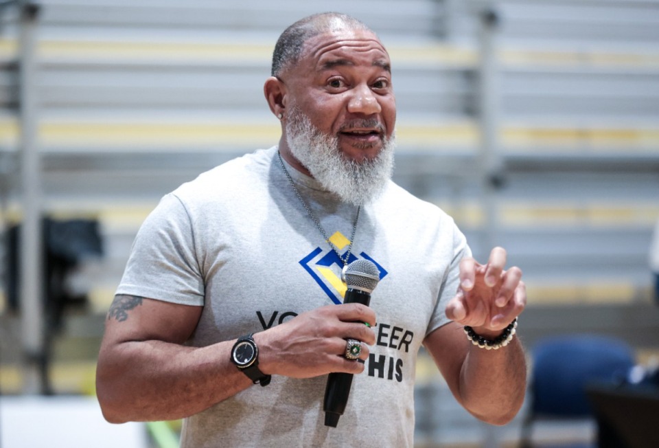 <strong>Bobby White, CEO of Volunteer Memphis, speaks at his nonprofit's MLK Health and Wellness Day event at the Hollywood Community Center Jan. 18, 2025</strong>.<strong> Volunteer Memphis is part of the Leadership Memphis organization.</strong> (Patrick Lantrip/The Daily Memphian)