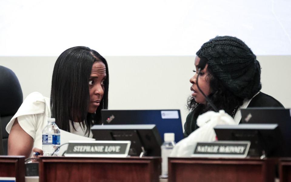 <strong>Then-MSCS superintendent Marie Feagins talks with school board member Stephanie Love before a Jan. 21, 2025 meeting to vote on Feagins&rsquo; termination.</strong> (Patrick Lantrip/The Daily Memphian)