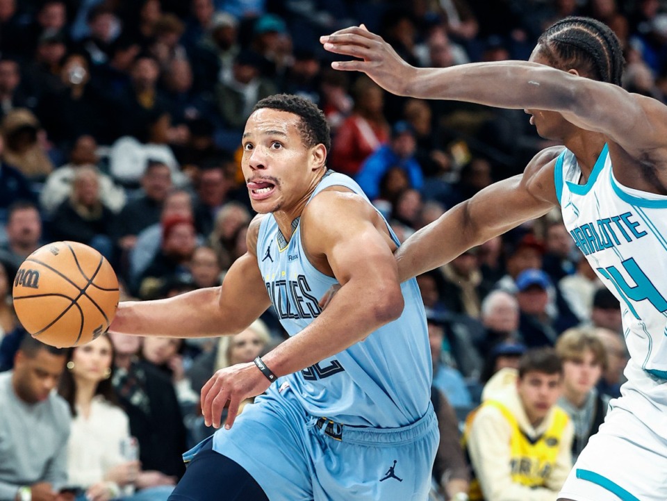 <strong>Memphis Grizzlies guard Desmond Bane (left) drives against Charlotte&rsquo;s Moussa Diabate (right) on Wednesday, Jan. 22, 2025. Bane led Memphis with 24 points.</strong> (Mark Weber/The Daily Memphian)