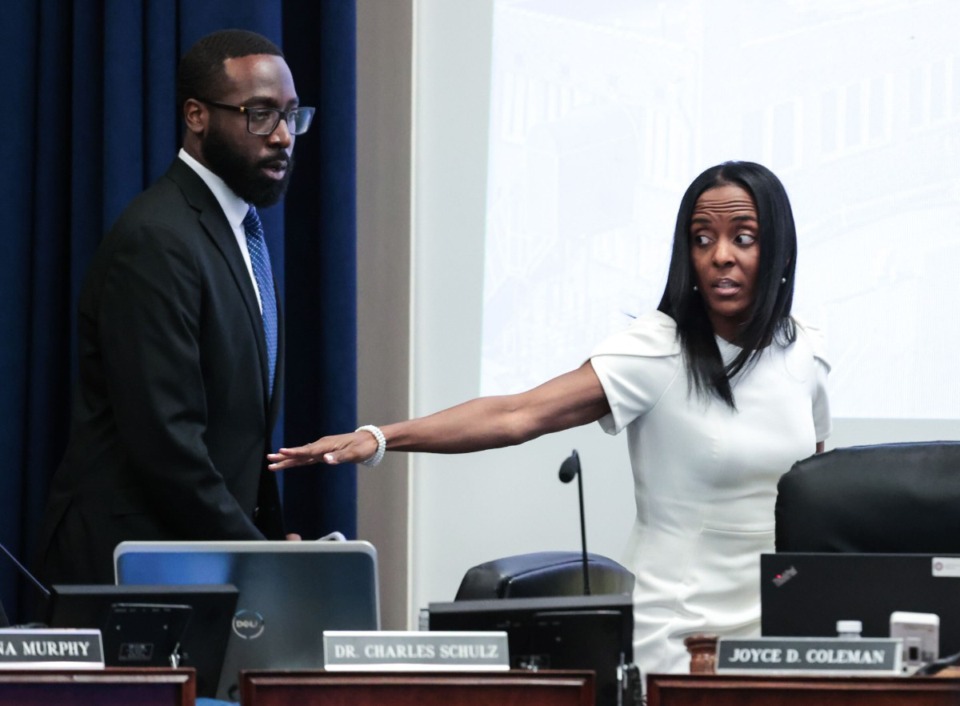 <strong>MSCS superintendent Marie Feagins walks into a Jan. 21, 2025 school board meeting.</strong> (Patrick Lantrip/The Daily Memphian)