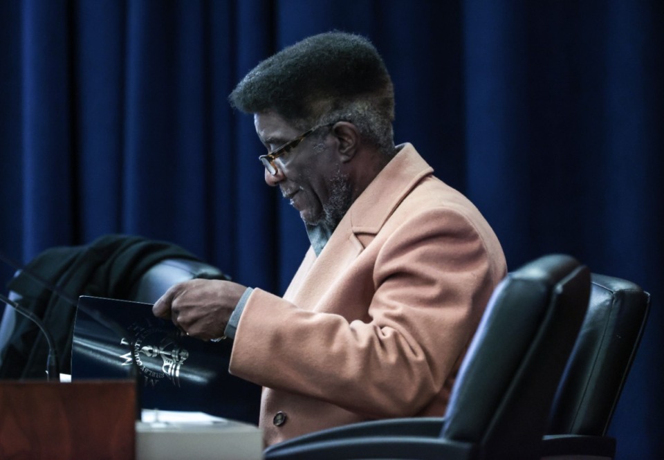 <strong>MSCS board member Keith Williams preps for a Jan. 21, 2025 school board meeting.</strong> (Patrick Lantrip/The Daily Memphian)