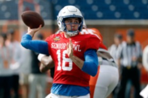 <strong>American team quarterback Seth Henigan of Memphis (16) runs through drills during practice for the Senior Bowl NCAA college football game, Wednesday, Jan. 29, 2025, in Mobile, Ala.</strong> (Butch Dill/AP)