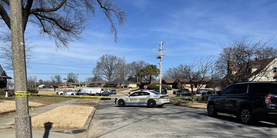 <strong>Memphis Police Department cars and crime scene vans surround the scene of an officer-involved shooting in the Vollintine-Evergreen neighborhood Monday, Feb. 3, 2025.</strong> (Aarron Fleming/The Daily Memphian)