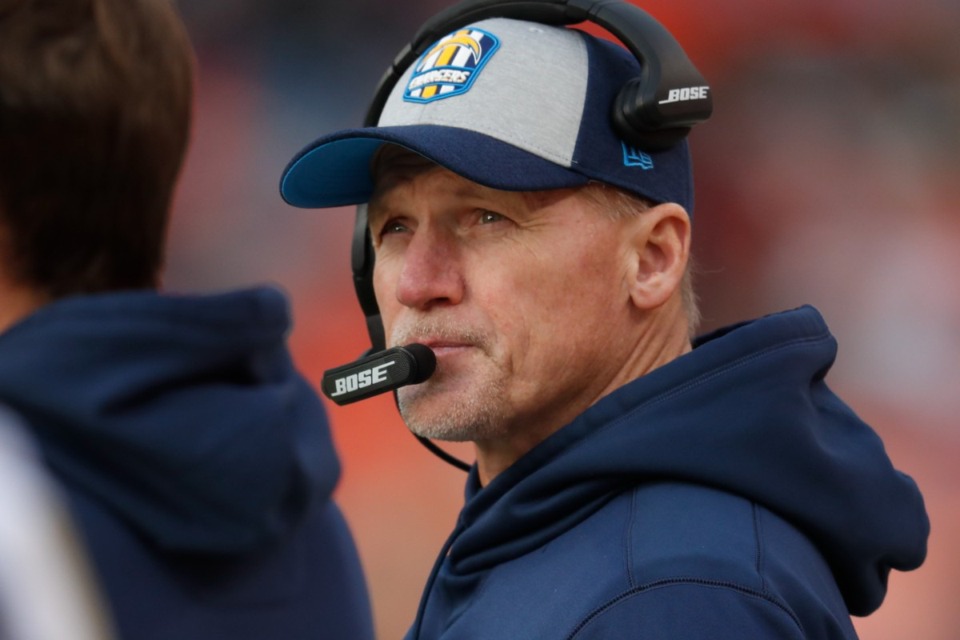 <strong>Ken Whisenhunt looks on during the first half of an NFL football game against the Denver Broncos, Sunday, Dec. 30, 2018, in Denver. Whisenhunt, now Memphis Showboats&rsquo; head coach, has finalized his coaching staff, the team announced Wednesday.</strong>&nbsp;(AP Photo/David Zalubowski)