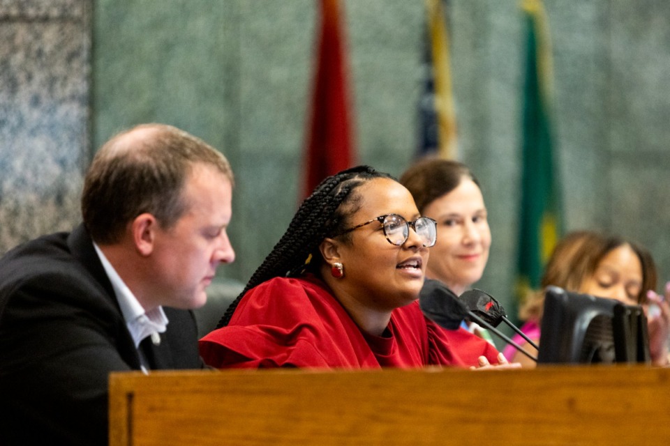 <strong>&ldquo;She continually says she doesn&rsquo;t know about things,&rdquo; Commissioner Britney Thornton (middle) said of Wanda Halbert. &ldquo;She continues to use this exact same point. I think it&rsquo;s a very valid point.&rdquo;</strong> (Brad Vest/The Daily Memphian files)