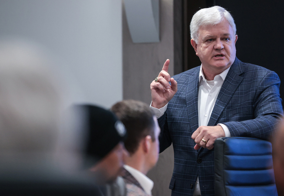 <strong>Bartlett Mayor David Parsons speaks at a Bank of Bartlett luncheon Jan. 28.</strong> (Patrick Lantrip/The Daily Memphian)