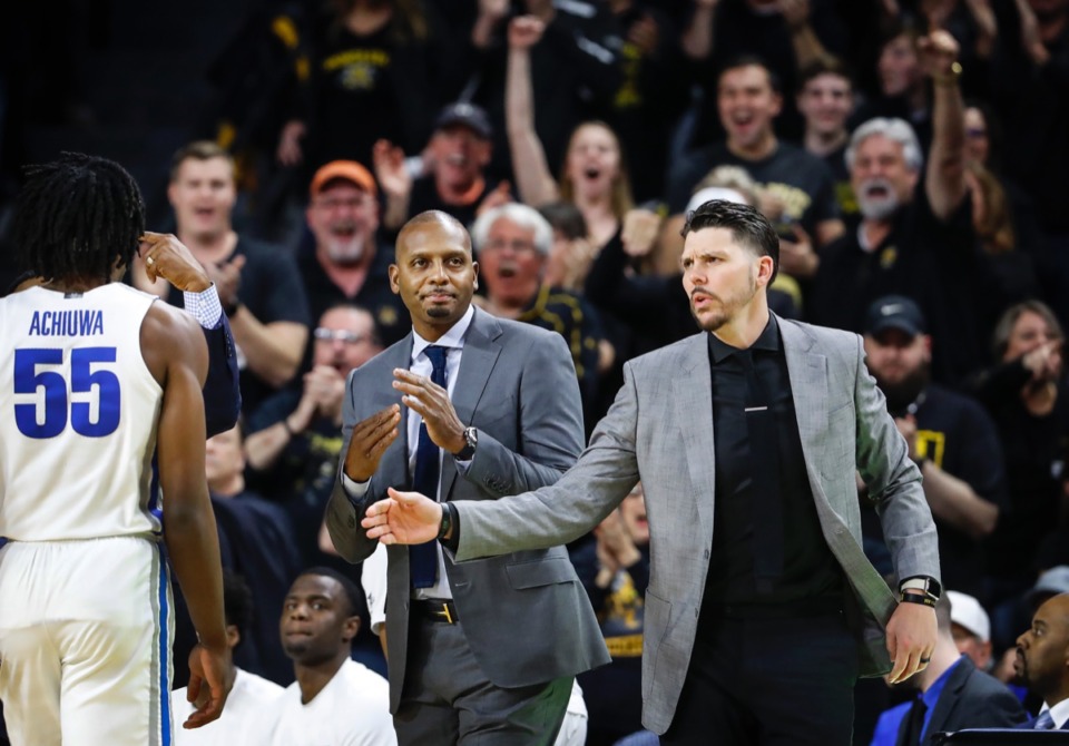 <strong>Memphis head coach Penny Hardaway (middle) calls a timeout after falling behind Wichita State Jan. 9, 2020, in Wichita, Kansas.</strong> (Mark Weber/Daily Memphian)