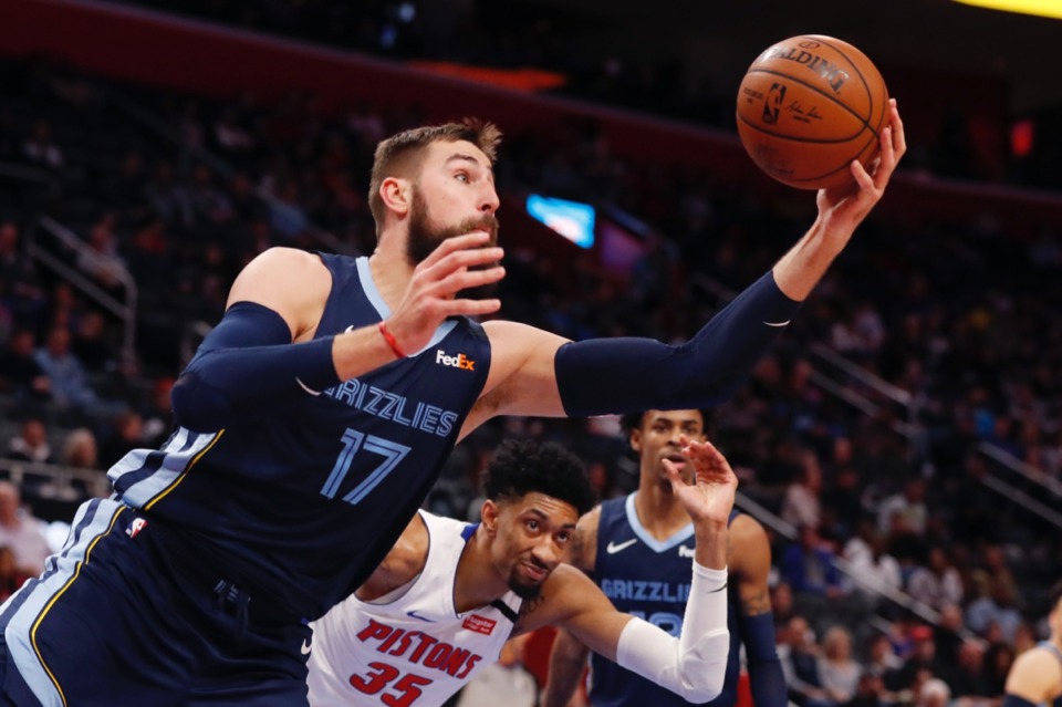 <strong>Memphis Grizzlies center Jonas Valanciunas (17) reaches for the rebound during the first half of an NBA basketball game against the Detroit Pistons, Friday, Jan. 24, 2020, in Detroit.</strong> (Carlos Osorio/AP)
