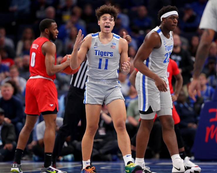 University of Memphis guard Lester Quinones (11) reacts to a foul call during the Tigers' game on Jan. 25, 2020, against SMU at the FedExForum. (Jim Weber/Daily Memphian)