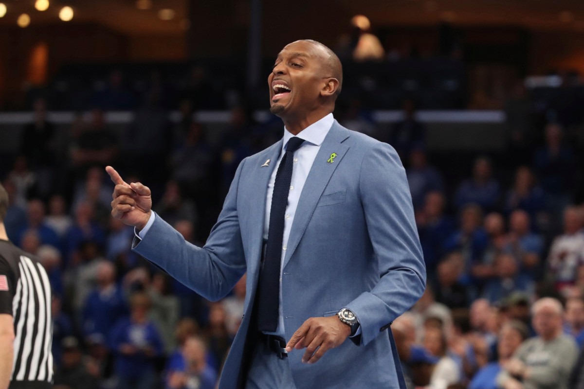 <strong>University of Memphis head coach Penny Hardaway calls to his team&nbsp;in the first half of the Tigers game against Houston on Feb. 22, 2020, in Memphis.</strong> (AP Photo/Karen Pulfer Focht)