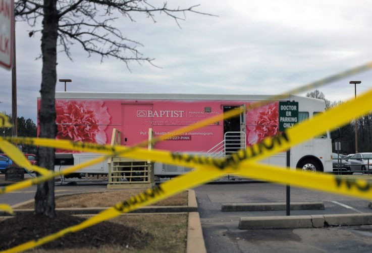 <strong>A mobile mammogram bus that has been retrofitted to test patients for COVID-19 opened March 13 outside the emergency room entrance at Baptist Memorial Hospital-Memphis.&nbsp;</strong><span>&nbsp;(Patrick Lantrip/Daily Memphian)</span>