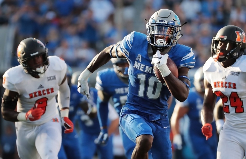 <strong>University of Memphis receiver Damonte Coxie breaks away for a touchdown Sept. 1, 2018. Coxie is a senior and will enter the 2021 draft.</strong> (Daily Memphian file)