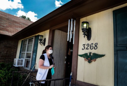<strong>Meritan registered nurse Kristy Franks visits a home in Bartlett on Thursday, May 21. One of Meritan&rsquo;s overarching missions is to help Memphis-area residents stay in their homes and out of such institutions as hospitals, nursing homes or assisted-living facilities.</strong>&nbsp;(Mark Weber/Daily Memphian)