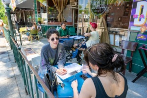 <strong>Anna Shull and Sarah Brumlede (in a June 7 file photo) enjoy Sunday brunch on the patio at The Beauty Shop/DKDC. </strong>(Greg Campbell/Special to Daily Memphian)