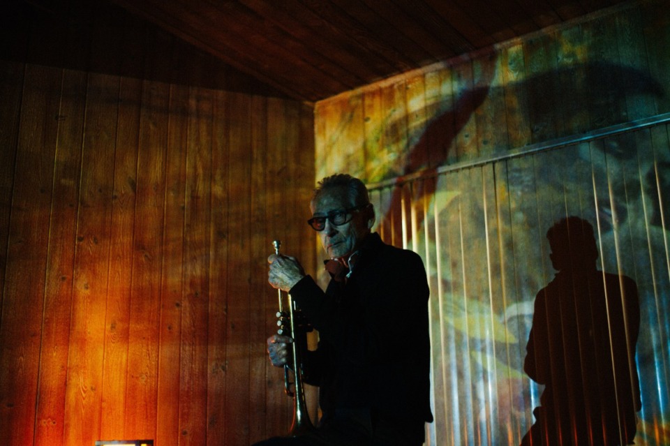 <strong>Jon Hassell, an 83-year-old Memphis-born musician, has spent his career pushing the bounds of the trumpet by using it to explore the world&rsquo;s music and technology.</strong> (Photo by Roman Koval)