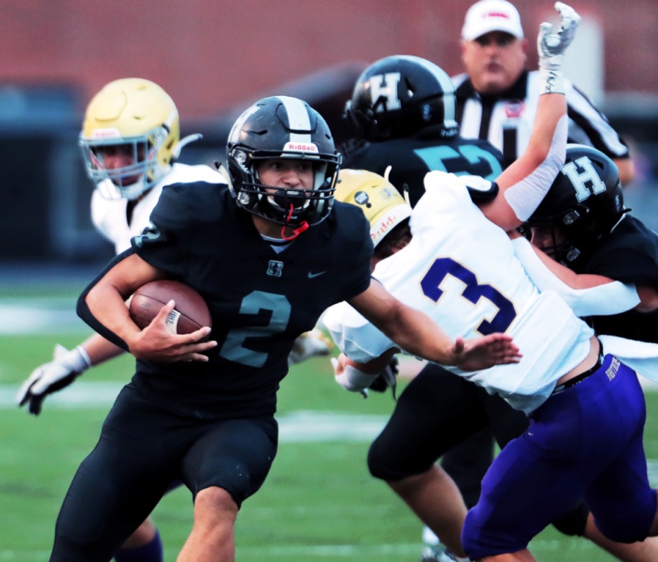 <strong>Houston High School running back Ben Stegall (2) rushes the ball during an Aug. 21, 2020 home game against Christian Brothers High School</strong>. (Patrick Lantrip/Daily Memphian)