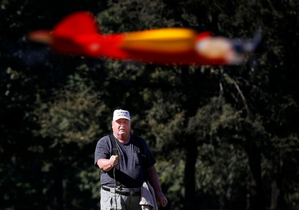 <strong>Jim Lynch maneuvers his Ringmaster airplane while flying on Thursday, Oct. 1, 2020 at Audubon Park.</strong> (Mark Weber/The Daily Memphian)