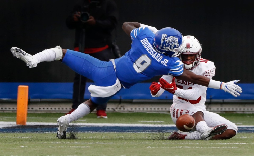 <strong>Memphis defender John Broussard Jr. (left) is called for pass interference against Temple receiver Jose Barbon (right) during action on Saturday, Oct. 24, 2020 at Liberty Bowl Memorial Stadium.</strong> (Mark Weber/The Daily Memphian)