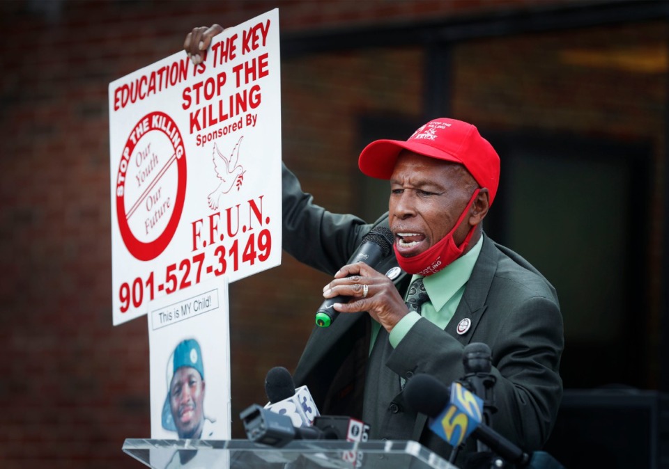 <strong>Stevie Moore, founder of Freedom from Unnecessary Negatives, speaks as city and county leaders gather to discuss the Unity Walk against Gun Violence during a press conference on Monday, Nov. 9, 2020.</strong> (Mark Weber/The Daily Memphian)