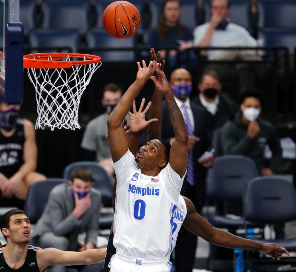 <strong>University of Memphis forward D.J. Jefferies (0) goes up for a layup during the Dec. 4, 2020, game against the University of Central Arkansas.</strong> (Patrick Lantrip/Daily Memphian)