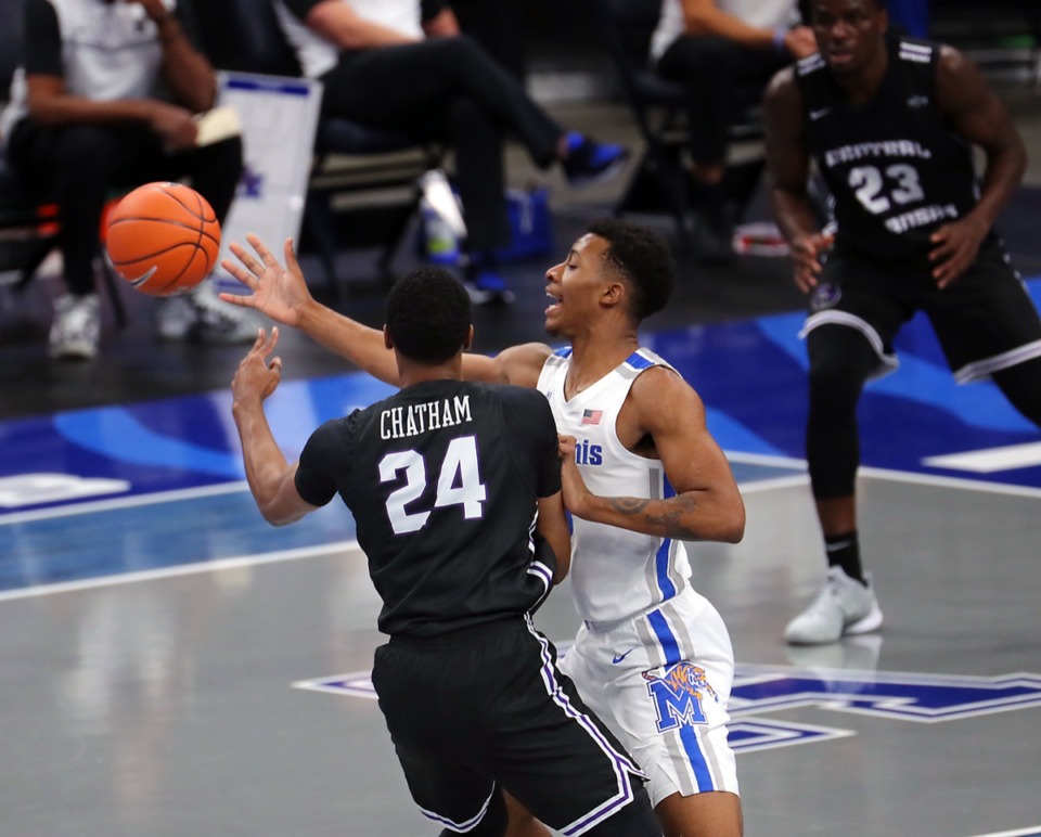 <strong>University of Memphis guard Landers Nolley II (3) deflects a pass during the Dec. 4, 2020, game against the University of Central Arkansas.</strong> (Patrick Lantrip/Daily Memphian)