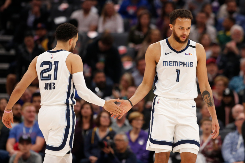 <strong>The interchangeability of Grizzlies players like Kyle Anderson (1) and Tyus Jones (21) will be crucial as Memphis starts the season without two starters.</strong> (AP Photo file)