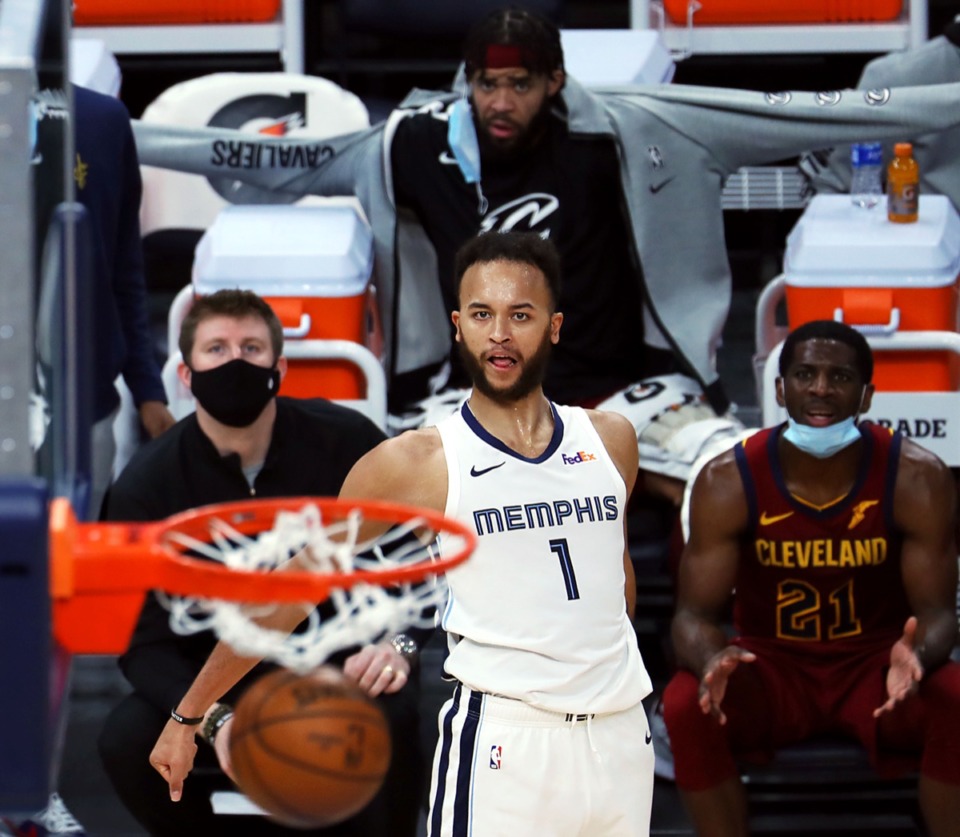 <strong>Grizzlies forward Kyle Anderson (1) watches his three-pointer sink on Jan. 7, 2021, against the Cleveland Cavaliers at FedExForum.</strong> (Patrick Lantrip/Daily Memphian)