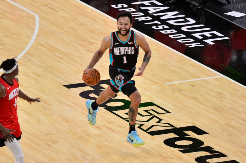 <strong>Memphis Grizzlies forward Kyle Anderson (1) plays in the first half of an NBA basketball game against the Houston Rockets Thursday, Feb. 4, 2021 at FedExForum.</strong> (Brandon Dill/AP)