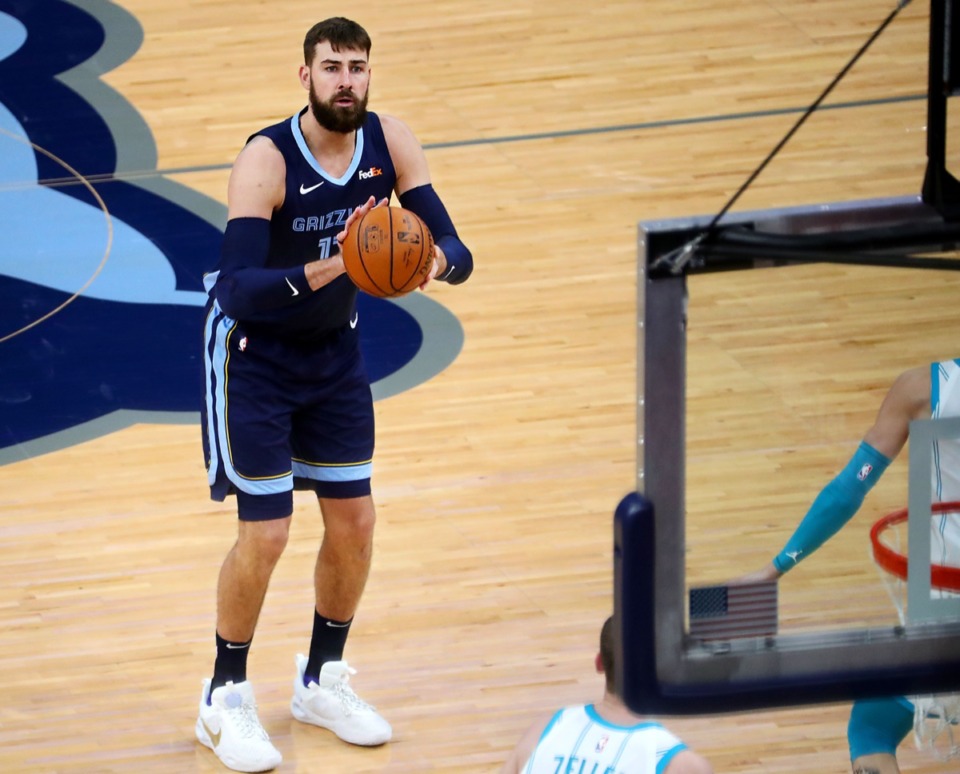 <strong>Memphis Grizzles center Jonas Valanciunas (17) shoots an open 3-pointer during the Feb. 10 game at FedExForum against the Charlotte Hornets.</strong> (Patrick Lantrip/Daily Memphian)