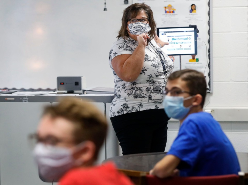 <strong>Houston High School teacher Beth Alsbrook takes her students through an AP Computer Science lessons last August.</strong> (Mark Weber/Daily Memphian file)