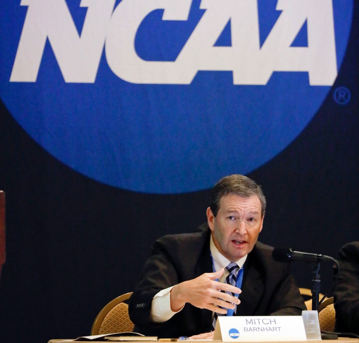 NCAA to allow limited fan attendance at basketball tournaments