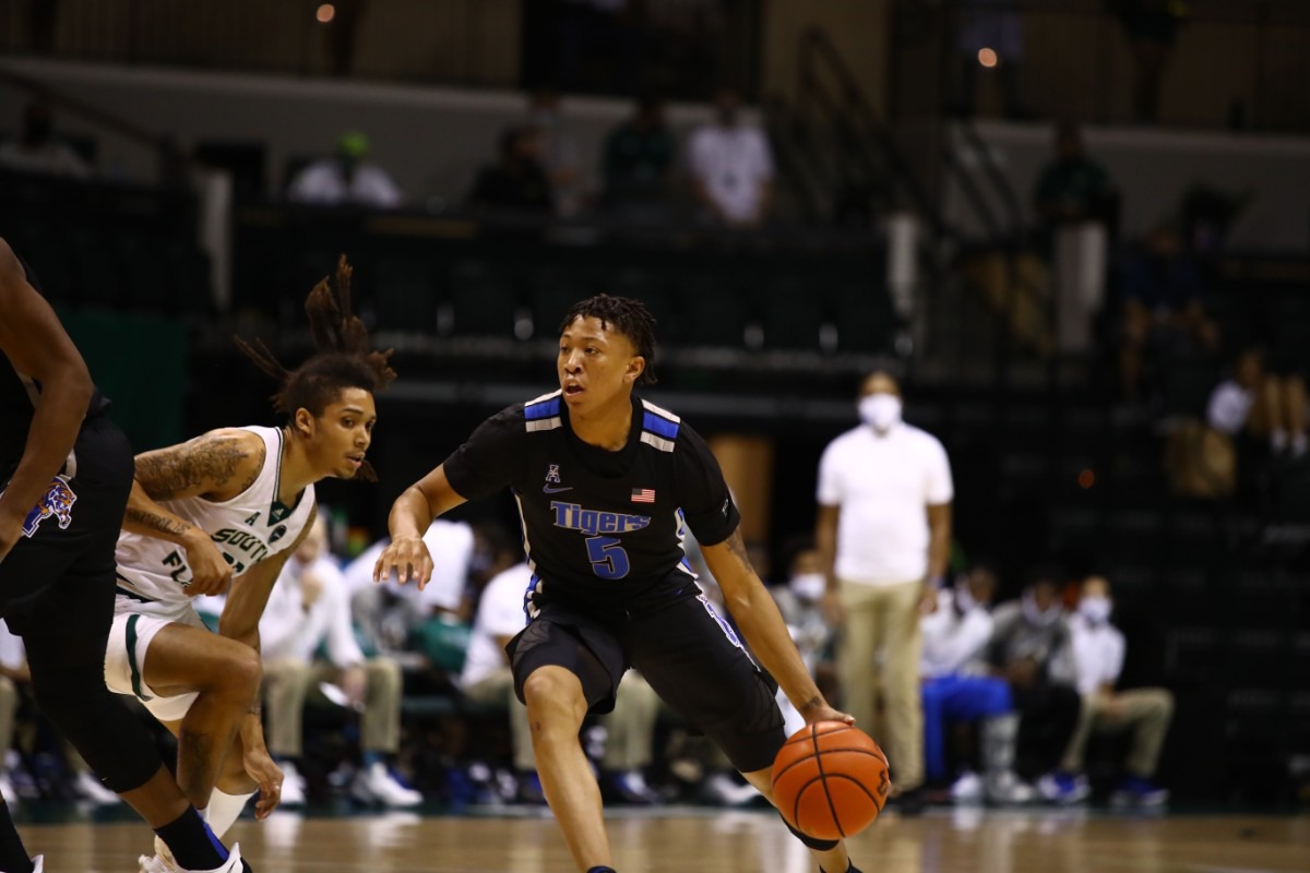 <strong>Memphis Tiger Boogie Ellis drives the lane against USF on March 2, 2021.</strong> (Courtesy University of Memphis)