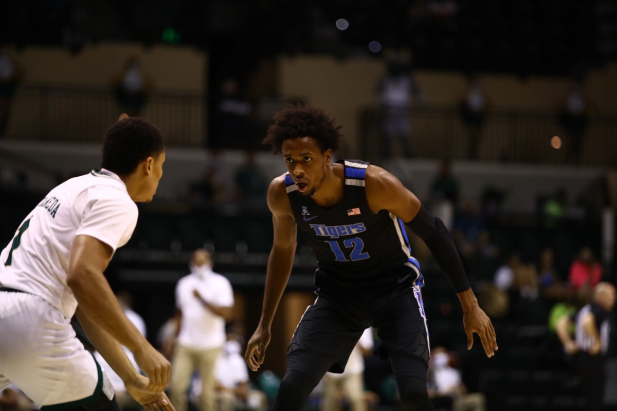 <strong>Memphis Tiger Deandre Williams covers his man in the game against USF on March 2, 2021.</strong> (Courtesy University of Memphis)